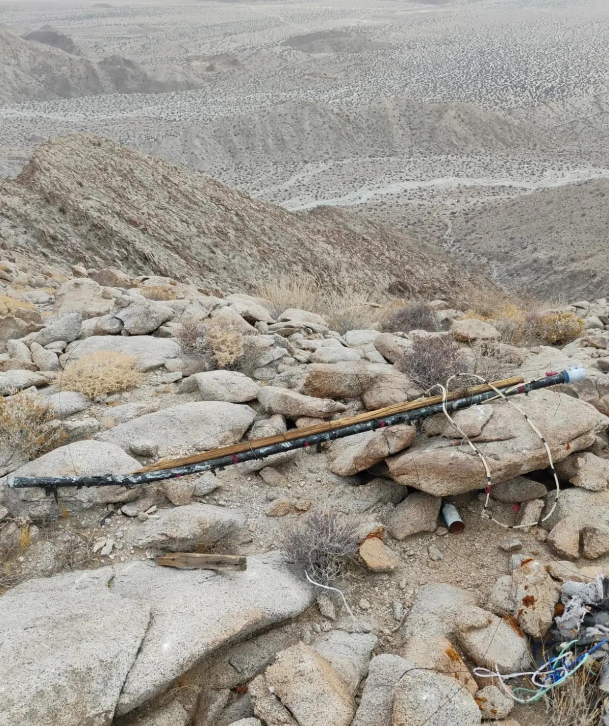 Armada de México desmantela antenas ilegales utilizadas por grupos criminales en Baja California. Armada de México desmantela antenas ilegales utilizadas por grupos criminales en Baja California.