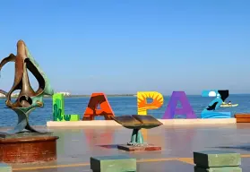Viaja de Cabo San Lucas a La Paz: ¿Cuáles son las rutas y costos?