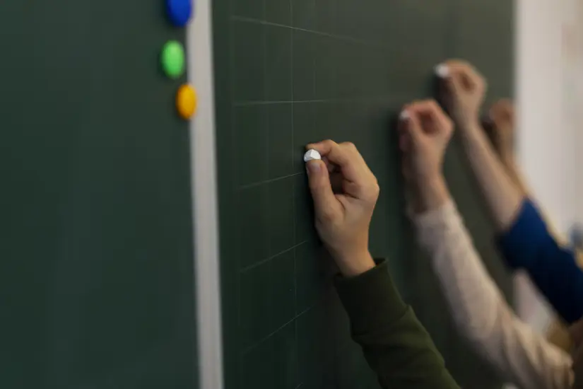 De esto se tratan las juntas de Consejo Técnico Escolar. Foto: Freepik. De esto se tratan las juntas de Consejo Técnico Escolar. Foto: Freepik.