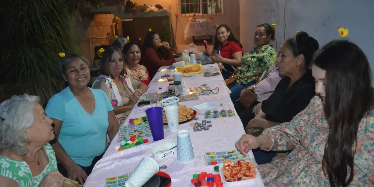 Fundación Nidos convirtió una tarde común en una ocasión especial para agradecer a las mamás todo lo que hacen por sus familias. Foto: Juan Madrigal