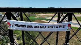 Colocan manta en el puente negro de Culiacán para pedir paz