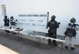Armas, drogas y celulares se localizan en la segunda revisión en el penal de Aguaruto, Sinaloa
