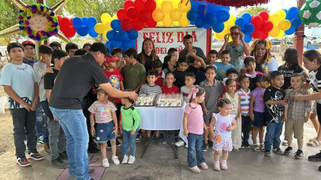 Celebrar a la infancia no es solo regalar sonrisas, es sembrar esperanza y reafirmar que un futuro mejor empieza con el amor que les damos todos los días.