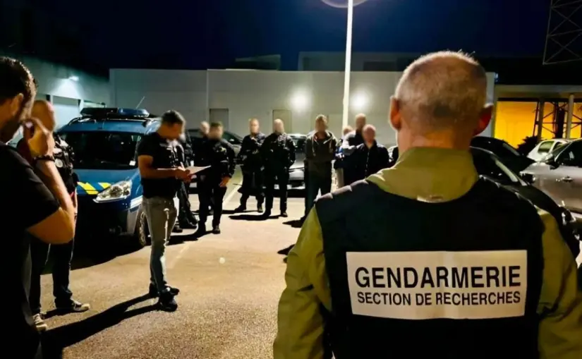 Desmantelan red criminal ligada al Cártel de Sinaloa en Europa; hay 16 detenidos Además de los 16 detenidos, se decomisaron autos, bienes y dinero. Foto: Cortesía