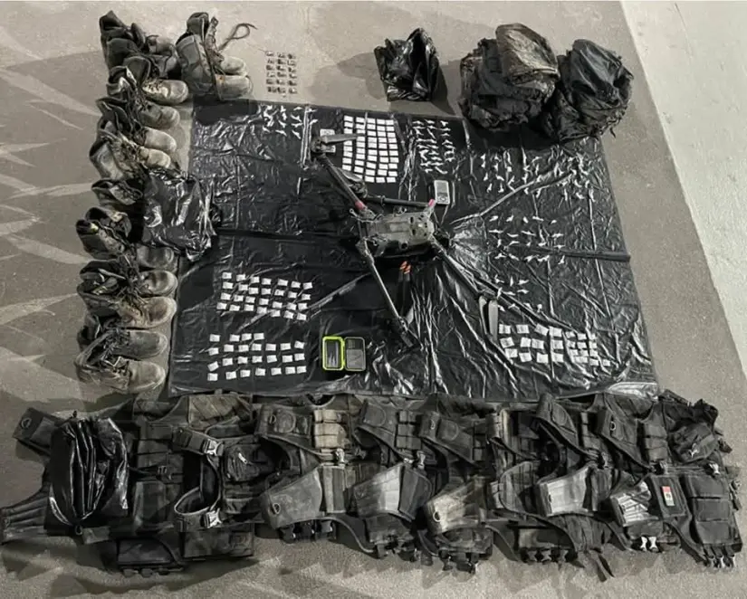 Detienen a Brad Pitt, el mexicano que traficaba material ilegal en Monterrey Equipo asegurado. Foto: Fuerza Civil