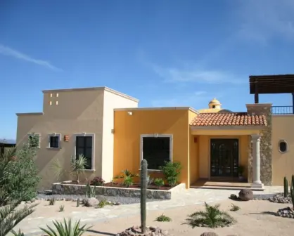 ¿Una familia con sueldo promedio puede comprar una casa?