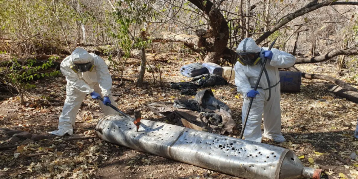Continua el desmantelamiento de laboratorios clandestinos para la fabricación de Metanfetamina en Sinaloa. Foto: Cortesía Gabinete de Seguridad Nacional