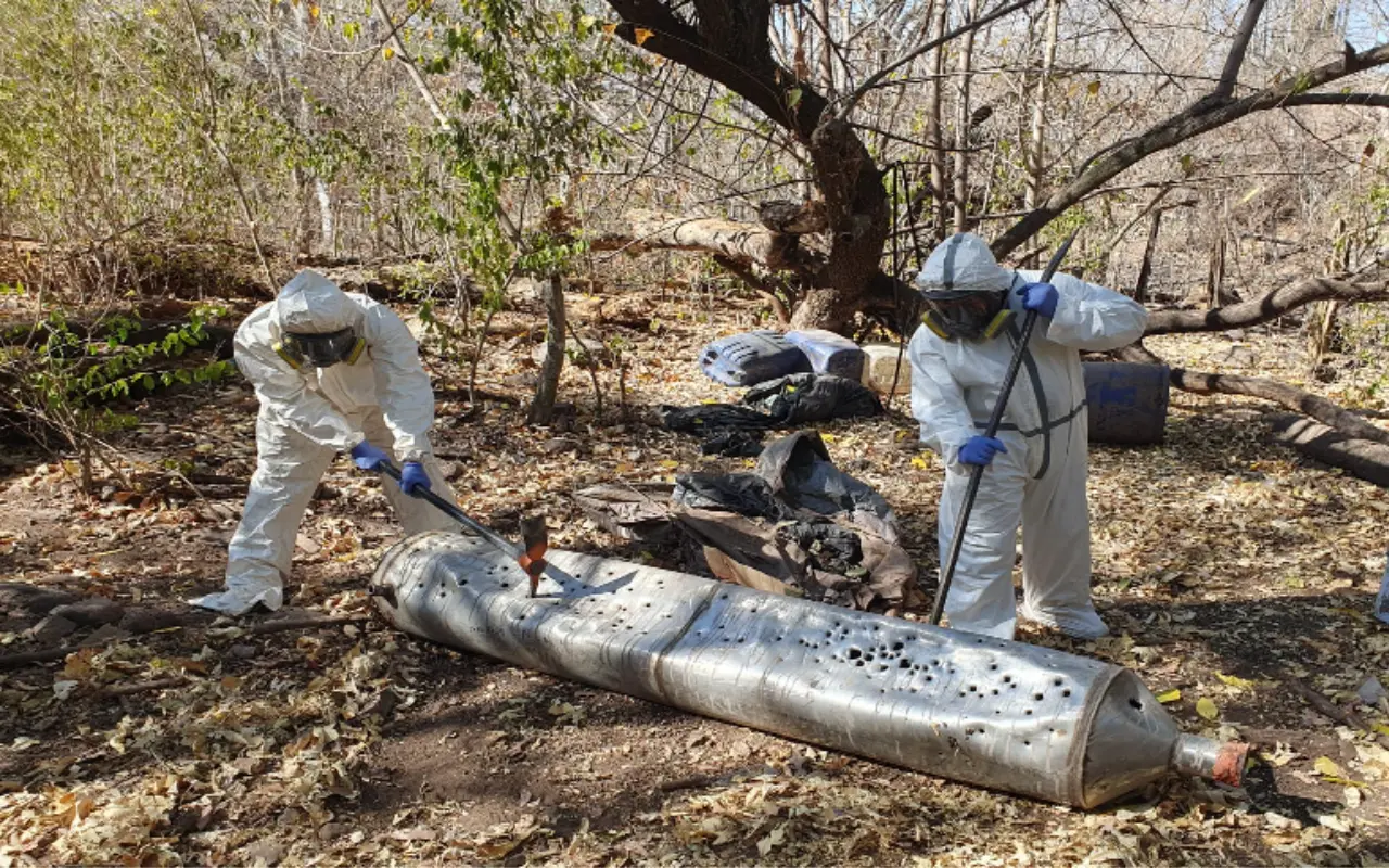 Continua el desmantelamiento de laboratorios clandestinos para la fabricación de Metanfetamina en Sinaloa. Foto: Cortesía Gabinete de Seguridad Nacional