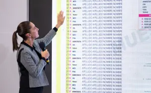 Presidenta Sheinbaum presenta boletas para elección judicial y explica cómo votar el 1ero de junio