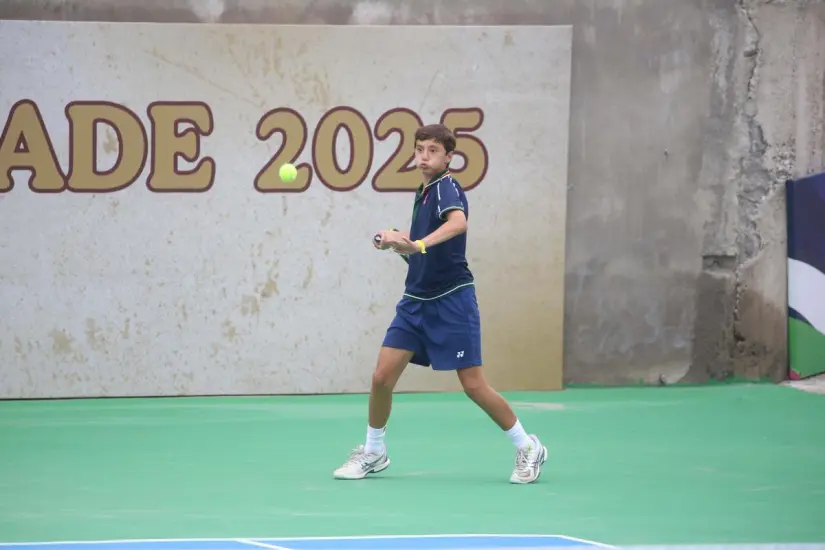 Tenistas sinaloenses ganan bronce en Olimpiada CONADE Con esfuerzo y talento, Sinaloa brilla en el tenis Sub-14 de la Olimpiada CONADE 2025. Foto: ISDE