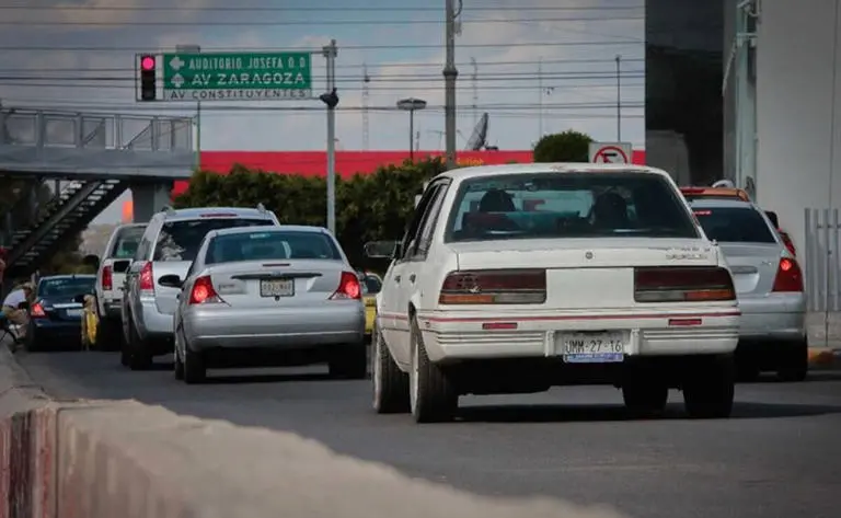 Evita comprar un auto con placas dobles. Foto: Cortesía Evita comprar un auto con placas dobles. Foto: Cortesía