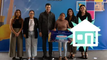 Entregan apoyos del programa de Mejora tu Vivienda en El Marqués; de cuánto son
