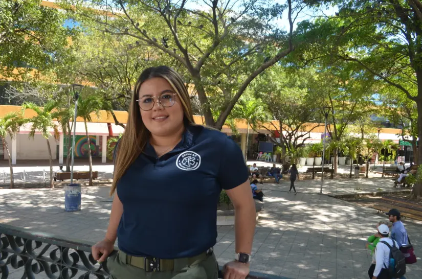 Capacitarse para salvar vidas: Brenda Yamileth, joven que decidió hacer la diferencia. Brenda Yamileth, la admirable mujer que contagia pasión y empatía en Culiacán. Foto: Juan Madrigal