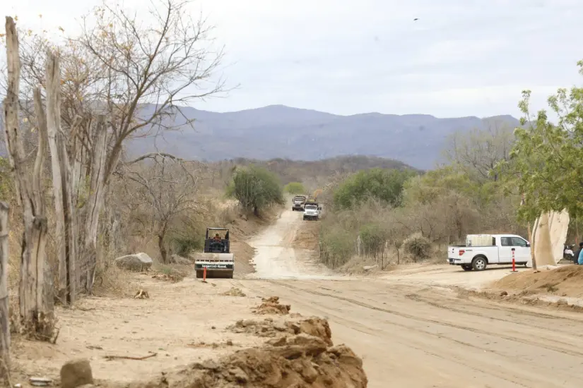 Inicia construcción de la carretera Aguacaliente Grande-Baymena en Choix Se busca mejorar las condiciones de vida de las comunidades locales. Foto: Cortesía