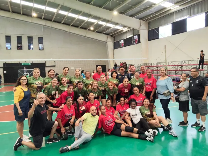 Culiacán gana la EuforiaCup 2025 en voleibol femenil Sinaloenses conquistan la EuforiaCup en Oaxaca: ¡Campeonas del voleibol! Foto: IMDEC
