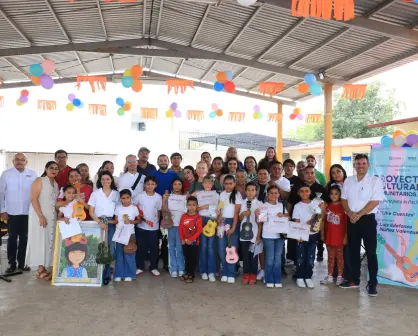 Niñas y niños celebran fin del taller "Ukecuentos" con canciones y cuentos en Culiacán