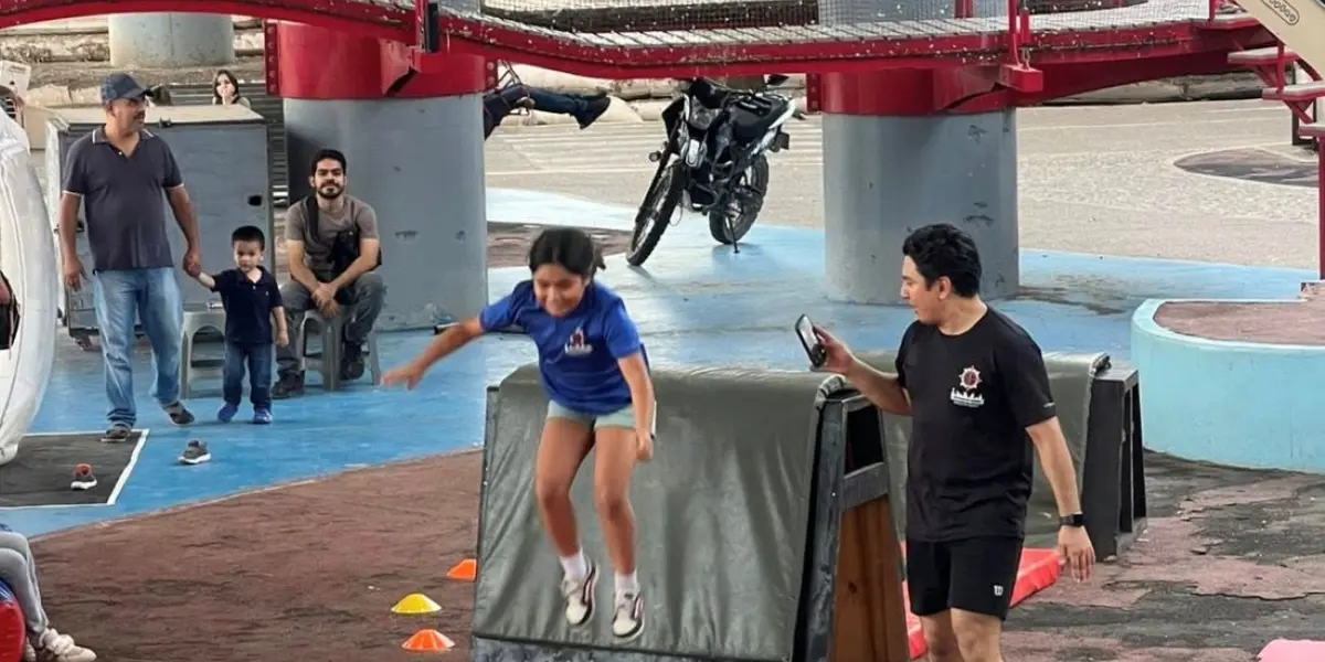 Torneo de Parkour Guerreros del Asfalto 2025 llena de energía el Parque Acuático de Culiacán. Foto: IMDEC