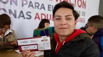 ¿Cuántos beneficiarios tiene Jóvenes Construyendo el Futuro? Un apoyo clave para millones de jóvenes