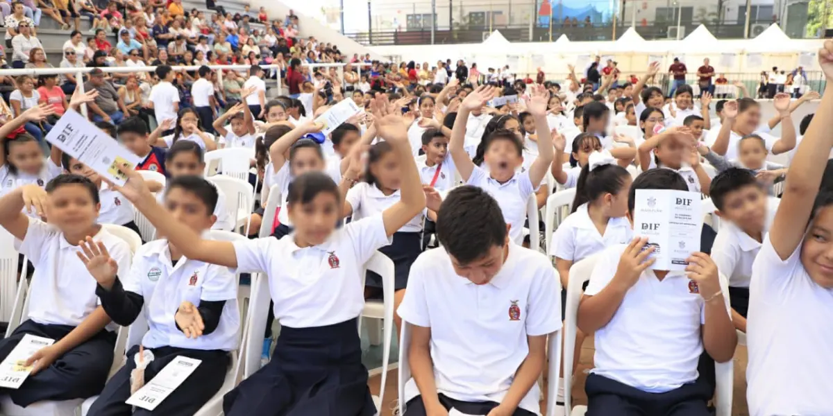 Niñas y niños de primaria en Mazatlán reciben beca PROBEC de 600 pesos, requisitos y dónde tramitarla.