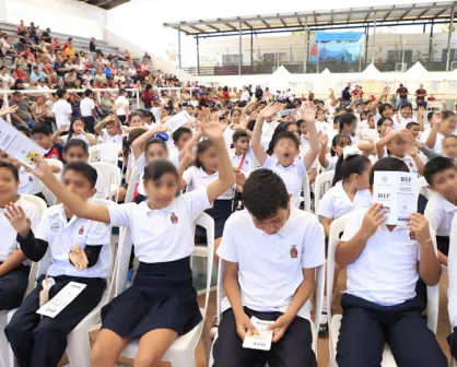 Niñas y niños de primaria en Mazatlán reciben beca PROBEC de 600 pesos, requisitos y dónde tramitarla 