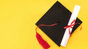 Frases lindas para dedicarle a tu hermano en su graduación