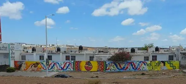Durante la realización del mural se compartieron reflexiones, historias y aprendizajes.