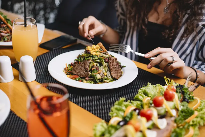 Estos son los restaurantes de Baja California que obtuvieron estrellas Michelin este 2025. Foto: Freepik. Estos son los restaurantes de Baja California que obtuvieron estrellas Michelin este 2025. Foto: Freepik.