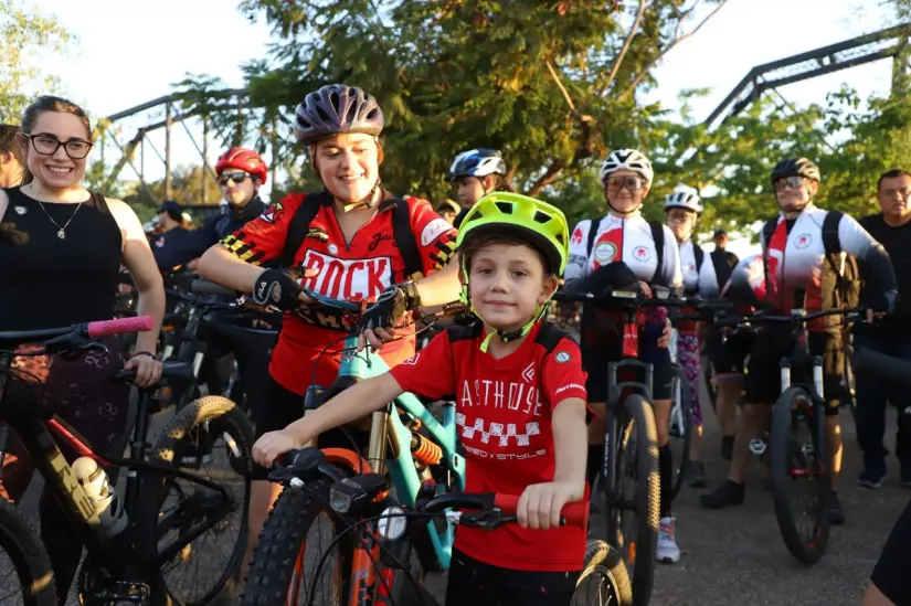 Parque Acuático de Culiacán vibra con la Gran Rodada Sinaloa por un estilo de vida saludable. Foto: ISDE