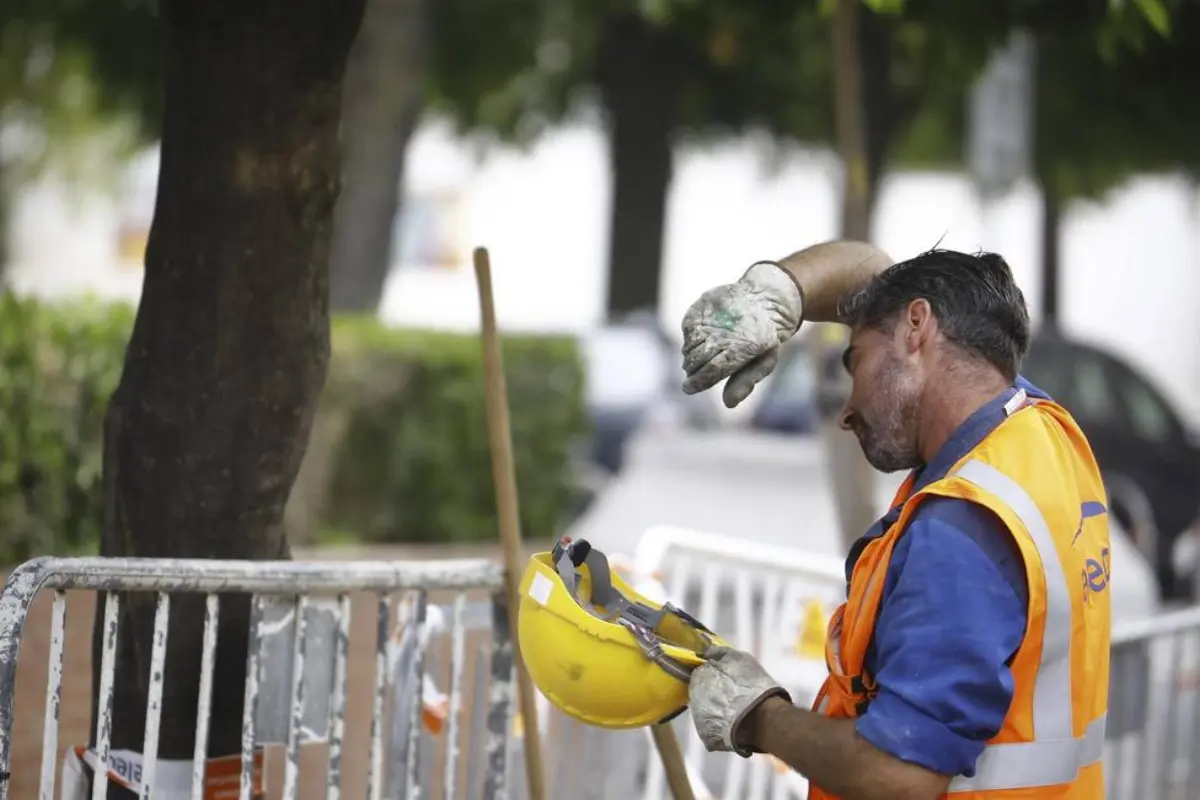 La iniciativa quiere sumar a México a la tendencia de garantizar protección en entornos laborales con temperaturas extremas.