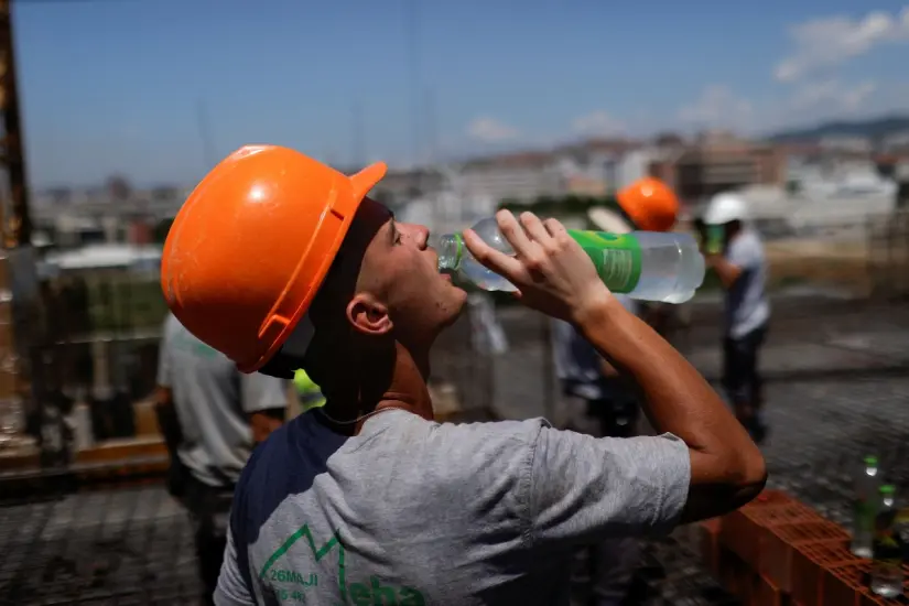 ¿Mucho calor en el trabajo? Esta iniciativa quiere proteger a los empleados en climas extremos La reforma busca proteger a los trabajadores que laboran en climas extremos. Foto: Cortesía