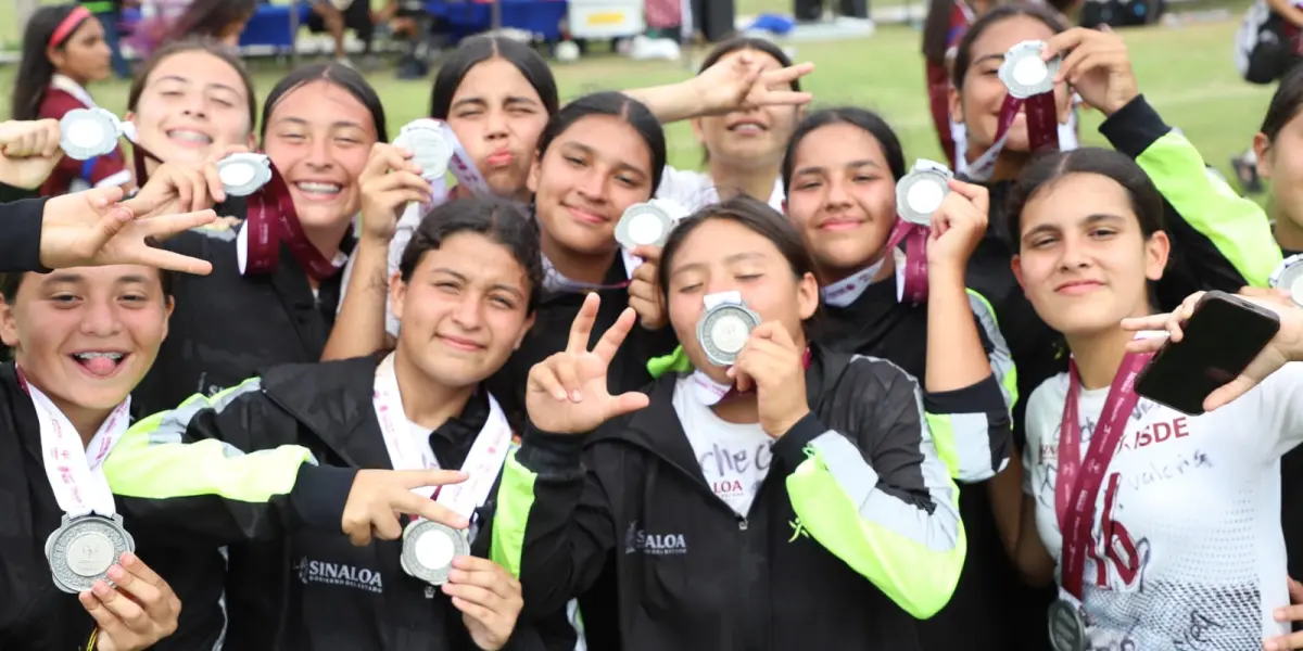 Plata con sabor a oro: Sinaloa Sub-15 femenil hace historia en la final de fútbol de la Olimpiada Nacional CONADE 2025. Foto: ISDE