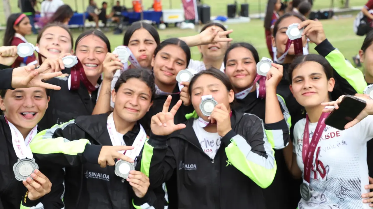 Plata con sabor a oro: Sinaloa Sub-15 femenil hace historia en la final de fútbol de la Olimpiada Nacional CONADE 2025. Foto: ISDE