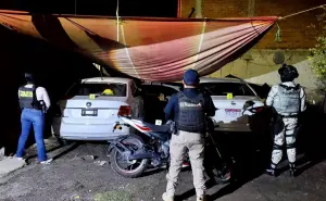 En un operativo en Michoacán se aseguran más de 400 dosis de droga y vehículos con reporte de robo