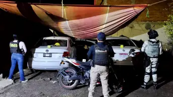 En un operativo en Michoacán se aseguran más de 400 dosis de droga y vehículos con reporte de robo