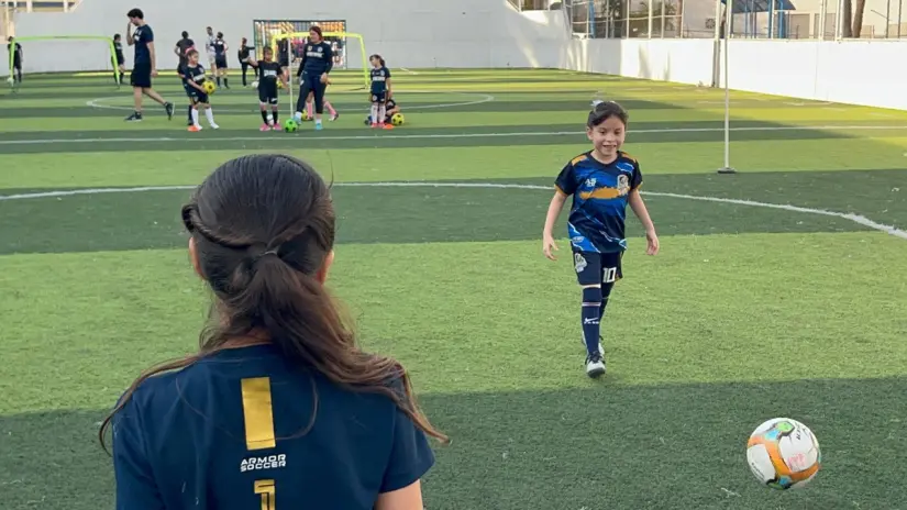 Con la creación de la Escuelita de Futbol Femenil, se busca fomentar el deporte de las niñas y jóvenes. Foto: Cortesía.