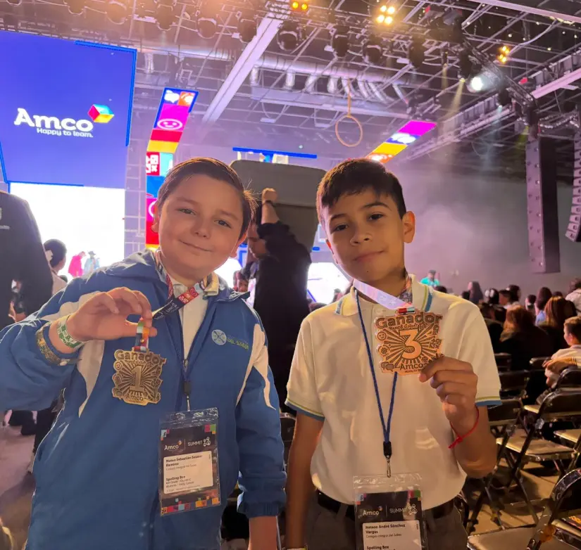 Los niños culichis Nelson André y Mateo Sebastián logran primeros lugares en concurso internacional de Spelling Bee en Guadalajara Los campeones Mateo Sebastián y Nelson André. Foto: TBN