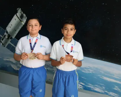 Los culichis Nelson André y Mateo Sebastián brillan en concurso internacional de Spelling Bee en Guadalajara