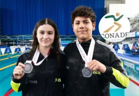 Los sinaloenses, Paloma Luna y Bryan Meza, ganan medalla de plata en la Olimpiada Nacional de Natación