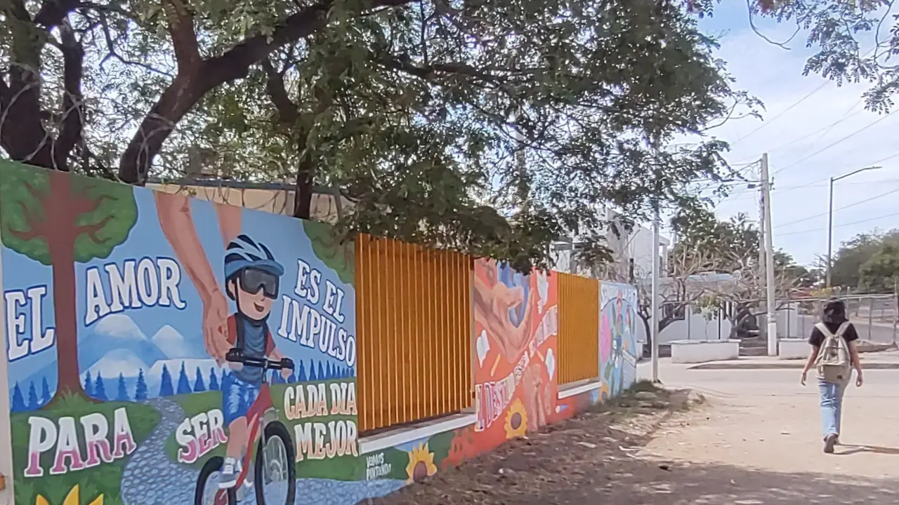 Mensajes que abrazan: así florece la paz en escuela primaria que se ubica al sur de Culiacán. Foto: Juan Madrigal