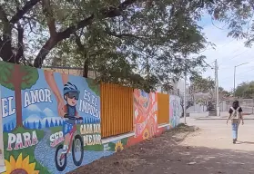 Murales que inspiran: mensajes de paz, amor y esperanza en primarias de la colonia 8 de Febrero en Culiacán