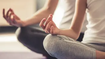 Los beneficios de hacer meditación y yoga en tu vida diaria