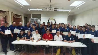 Paramédicos de GERUM llevan su labor solidaria más allá de Sinaloa