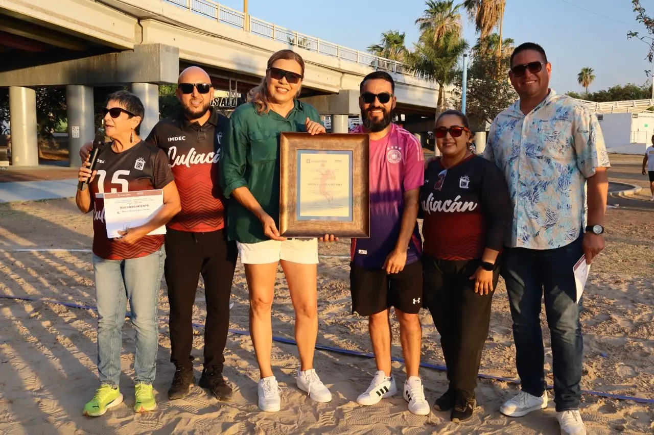 Culiacán honra a Hilda Gaxiola con torneo de voleibol y reconocimiento especial. Foto: IMDEC