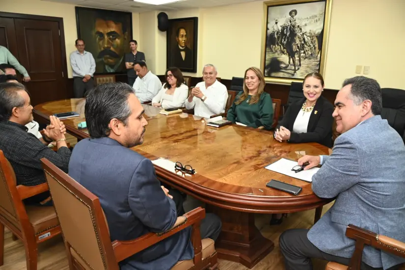 Rector Jesús Madueña anuncia nuevo gabinete para su segundo mandato en la UAS El Rector agradeció a sus compañeros por su esfuerzo y compromiso. Foto: UAS