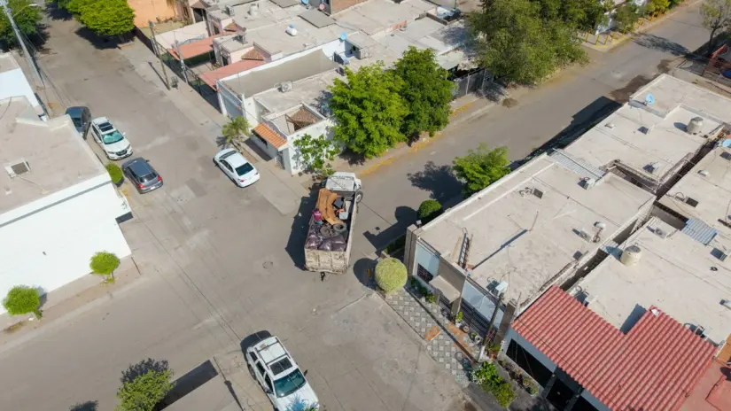 San Benito libre de cacharros en Culiacán Jornada de descacharrización en San Benito: clave para frenar enfermedades transmitidas por mosquitos. Foto: Ayuntamiento de Culiacán