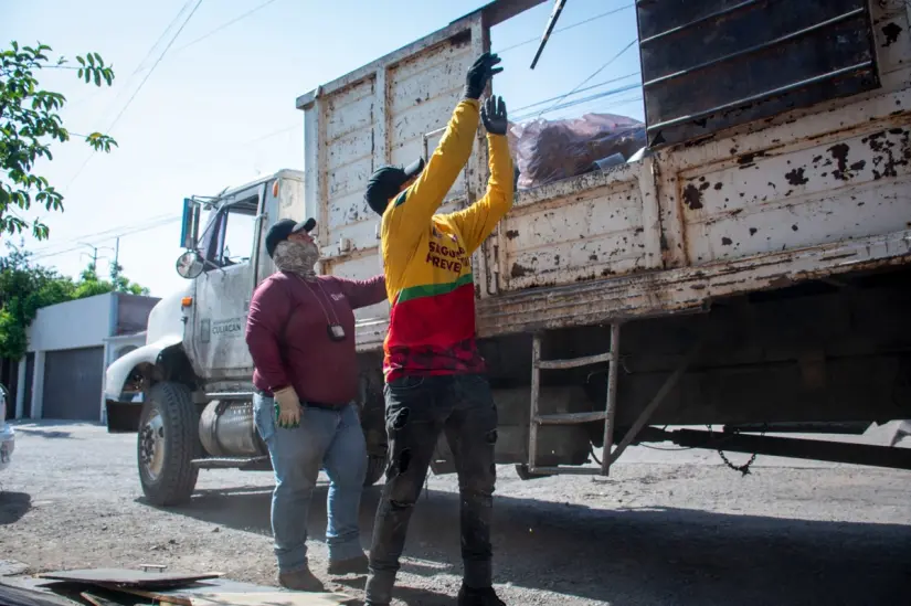 San Benito libre de cacharros en Culiacán Descacharrización en Culiacán: acciones preventivas llegan a más colonias en junio. Foto: Ayuntamiento de Culiacán