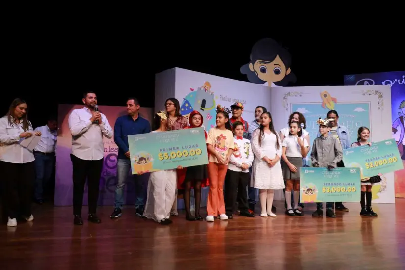 2º Concurso de Cuentacuentos “Cuéntamelo otra vez” 2025 Andrea y los demás finalistas demostraron que la imaginación y la palabra tienen el poder de transformar y abrir caminos desde la infancia. Foto: IMCC
