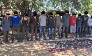 El Ejército Mexicano detiene a 12 hombres y aseguran armamento en Elota, Sinaloa