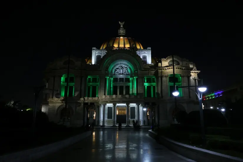 Varios edificios icónicos se 