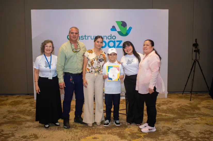 Eiker Javier Silvas Beltrán de la primaria Margarita Maza de Juárez es Primer lugar nacional en Dibujo Infantil Eiker Javier Silvas Beltrán de la primaria Margarita Maza de Juárez es Primer lugar nacional en Dibujo Infantil